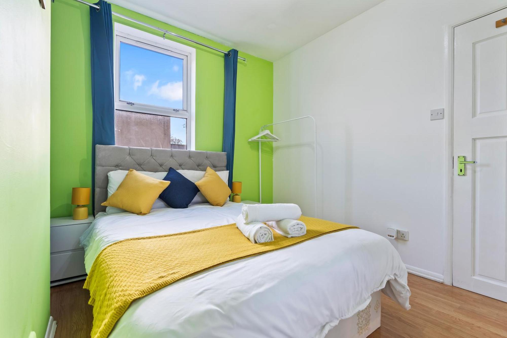 Comfy 4Br House Close To Subway London Eksteriør bilde